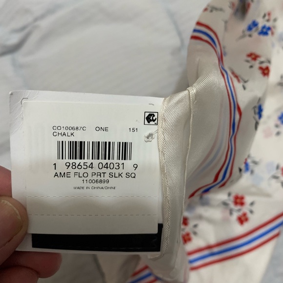 Coach New With Tags Cream Scarf old money quiet luxury pure silk - Picture 4 of 5